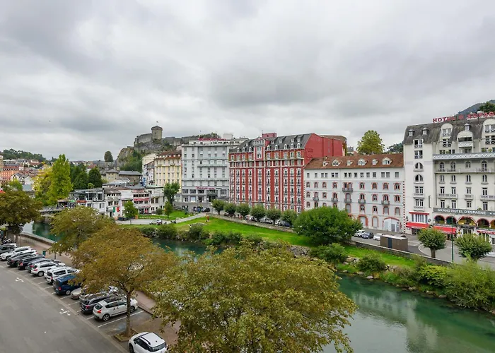 Апартаменты Le Du Sanctuaire Vue Sur Le Gave De Pau *